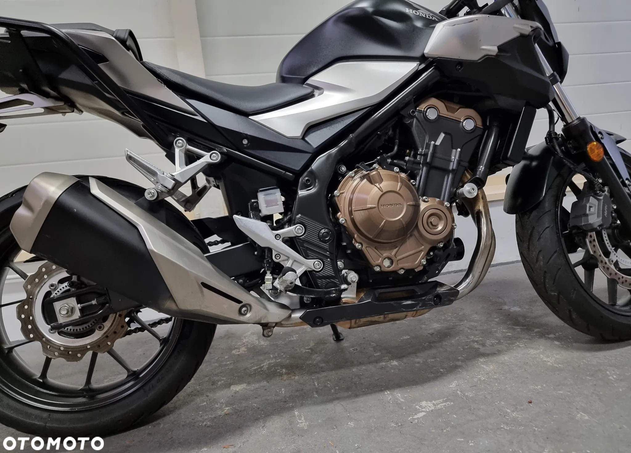 Honda CB - 10