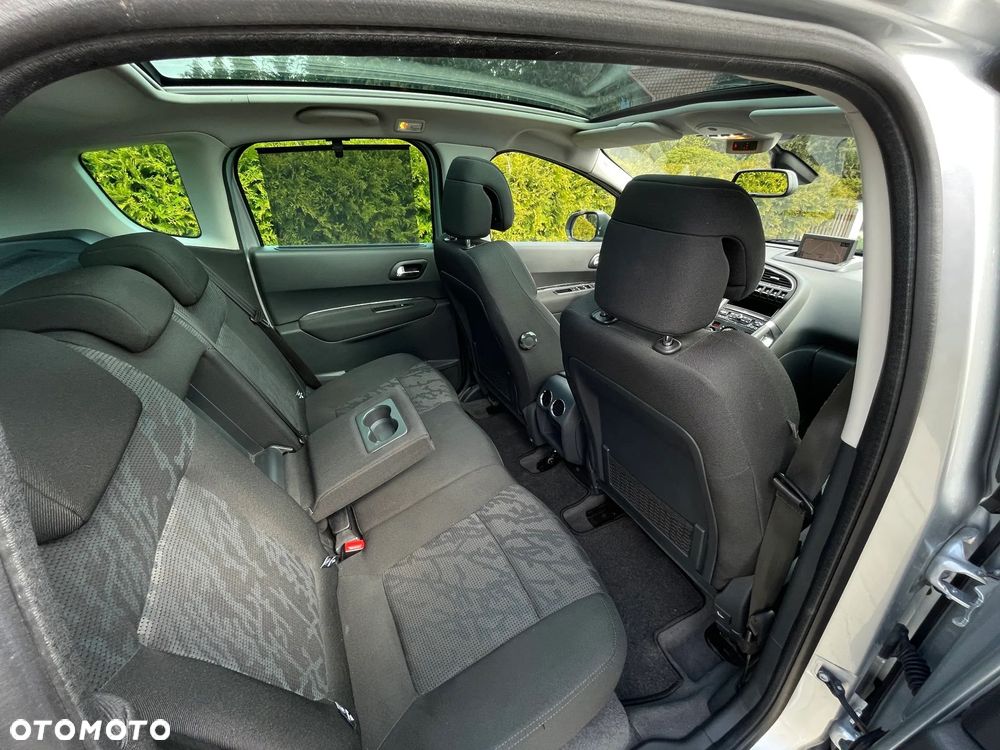 Peugeot 3008 - 12
