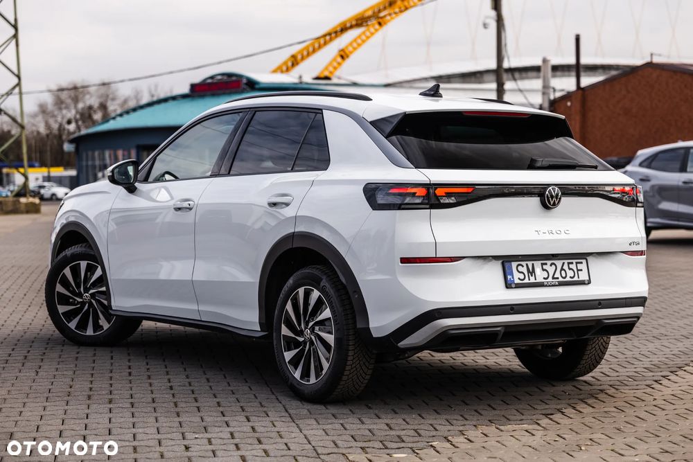 Volkswagen T-Roc 1.5 eTSI Life DSG - 11
