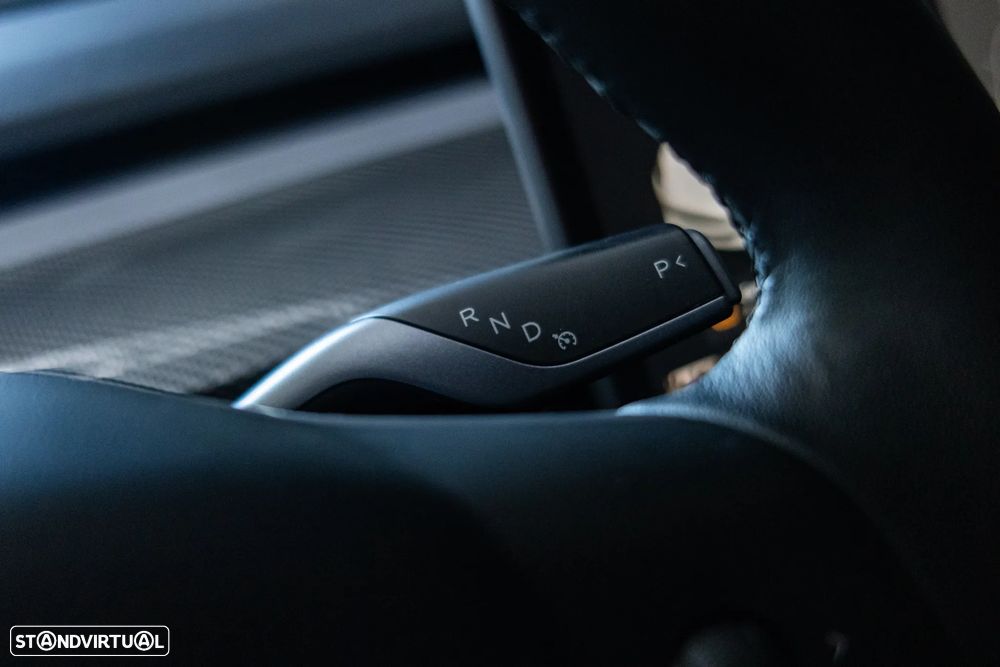 Tesla Model 3 Standard Range Plus RWD - 25