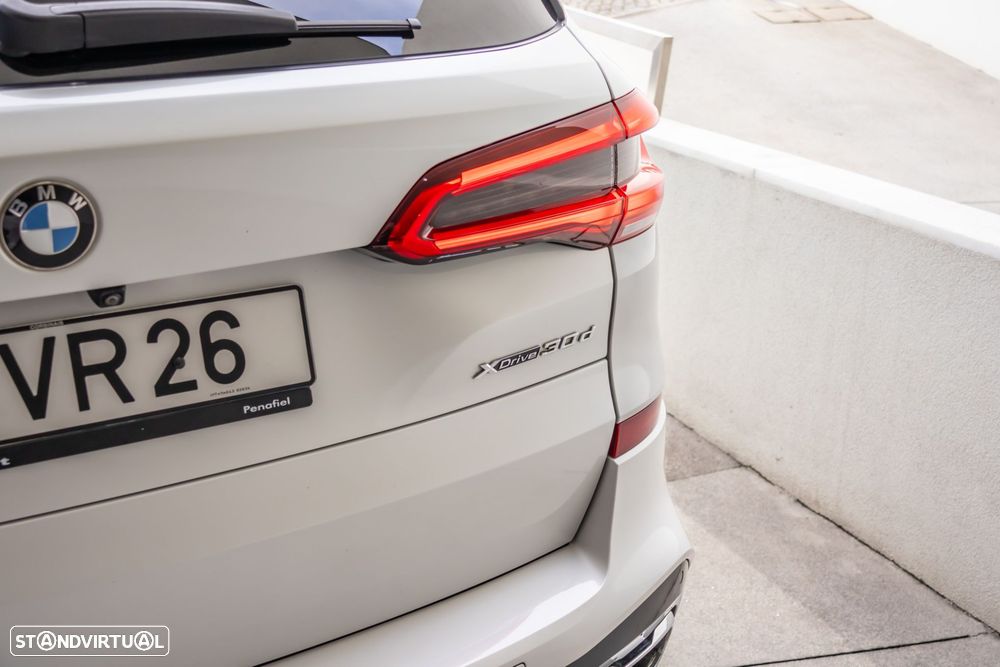 BMW X5 30 d xDrive Pack M - 12
