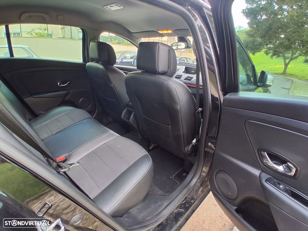 Renault Mégane Sport Tourer 1.5 dCi GT Line SS - 29