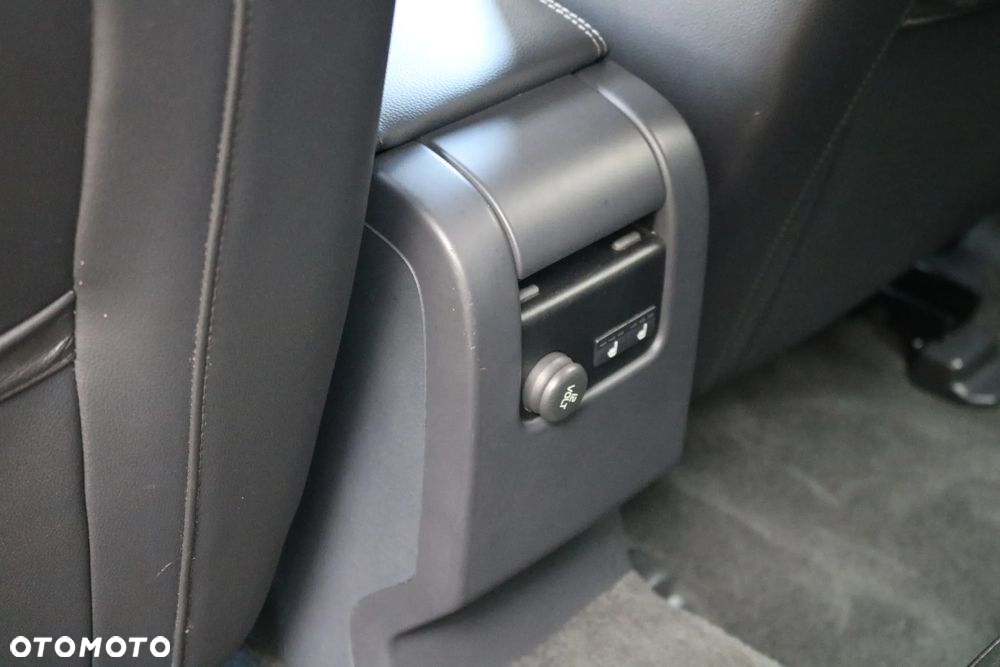 Volvo V60 D6 AWD Plug-in Hybrid Summum - 17