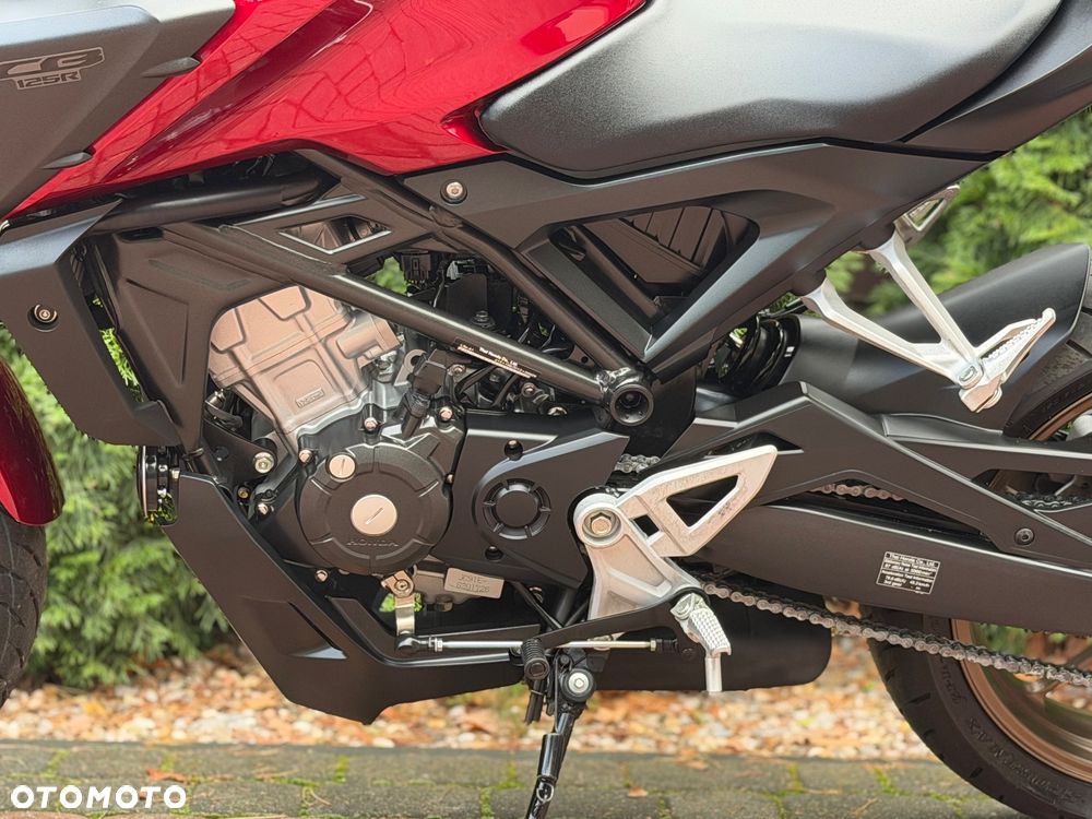 Honda CB - 16