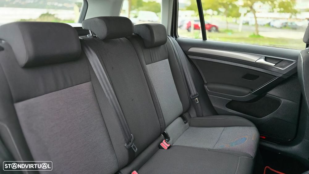 VW Golf Variant 1.6 TDi Trendline - 13