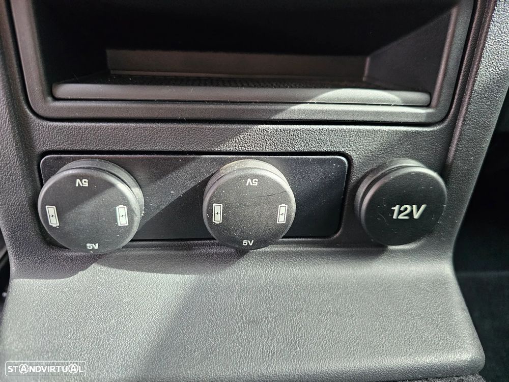 Jaguar F-Pace 25d AWD Aut. Prestige - 39