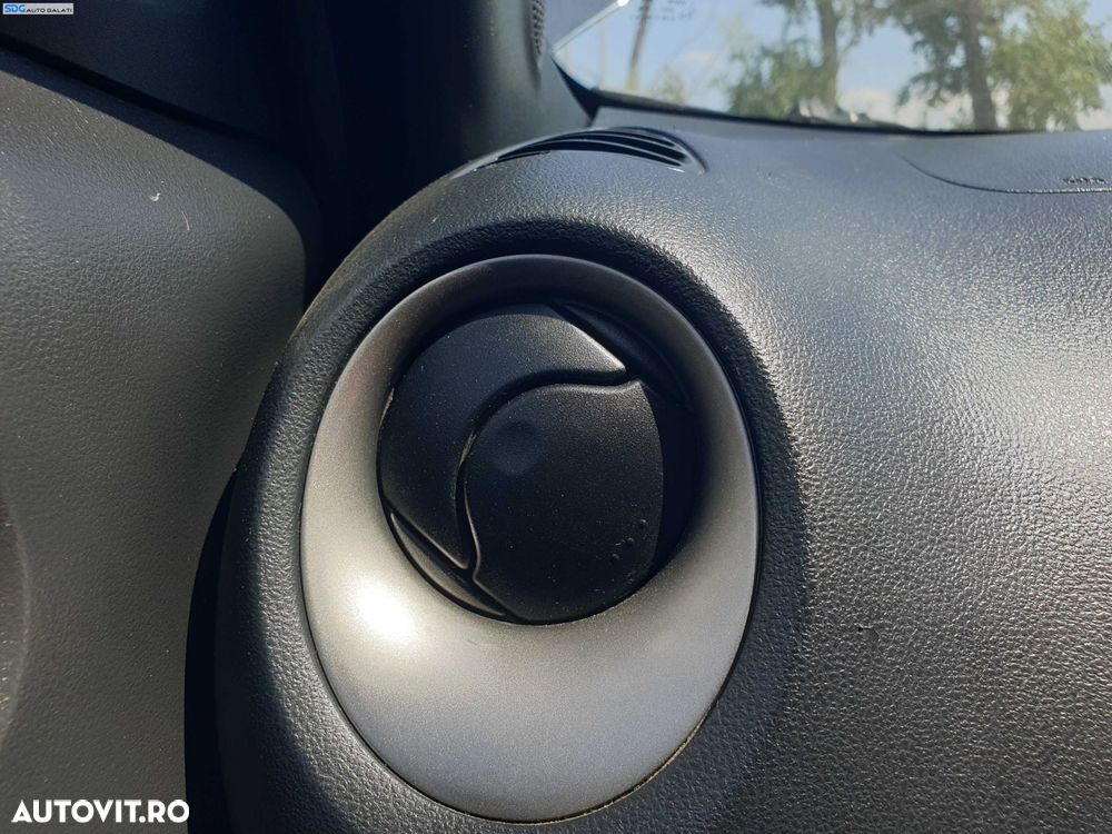 Gura Grila Aer Aerisire Ventilatie Bord Stanga Nissan Juke F15 2010 - 2014 [K6344] - 1
