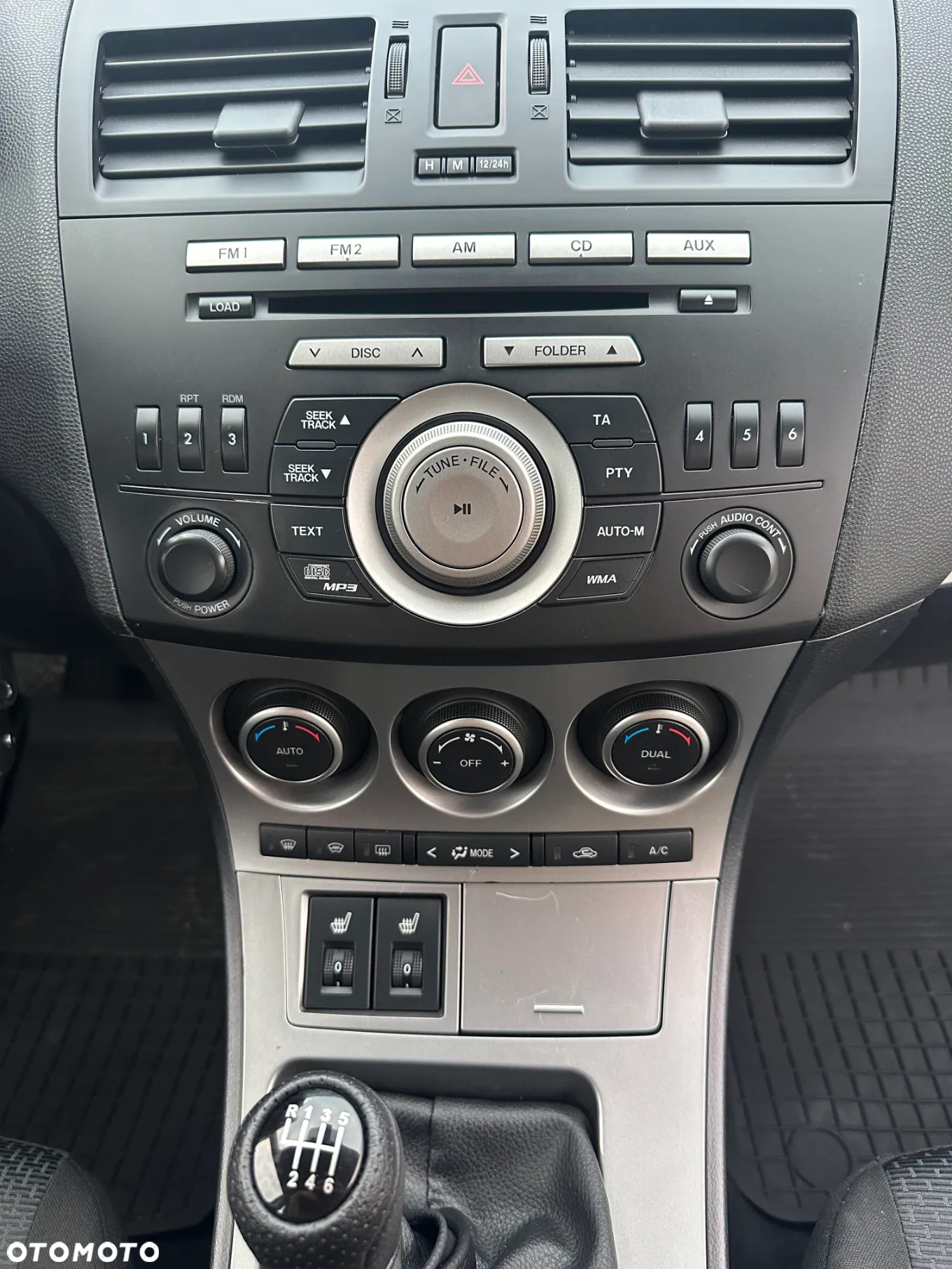 Mazda 3 2.0 Exclusive + - 20