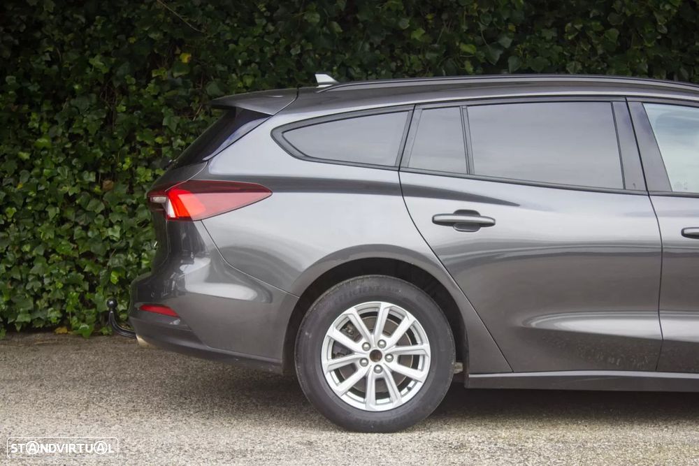 Ford Focus 1.5 TDCi ECOBlue Connected Aut. - 4