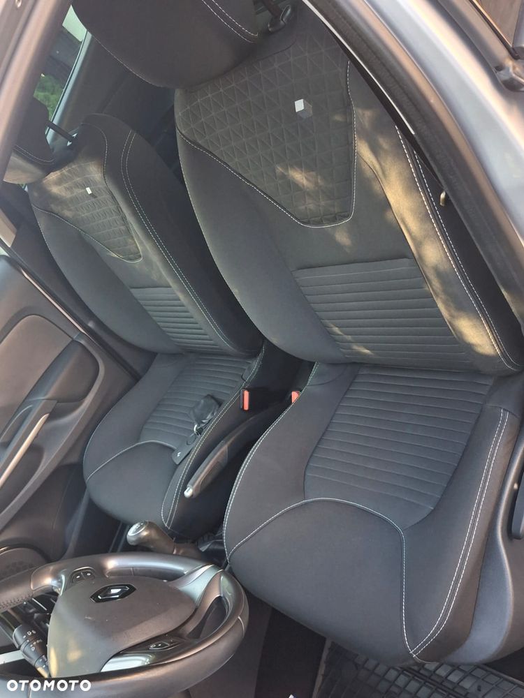 Renault Clio 1.2 16V 75 Limited - 22