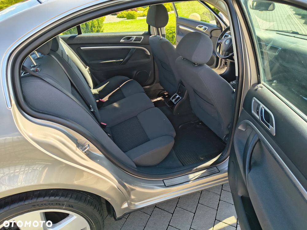Skoda Superb 1.8 Turbo - 25
