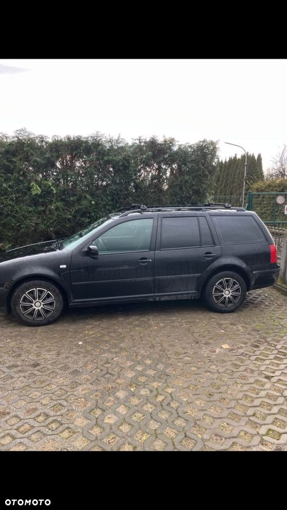 Volkswagen Golf - 2