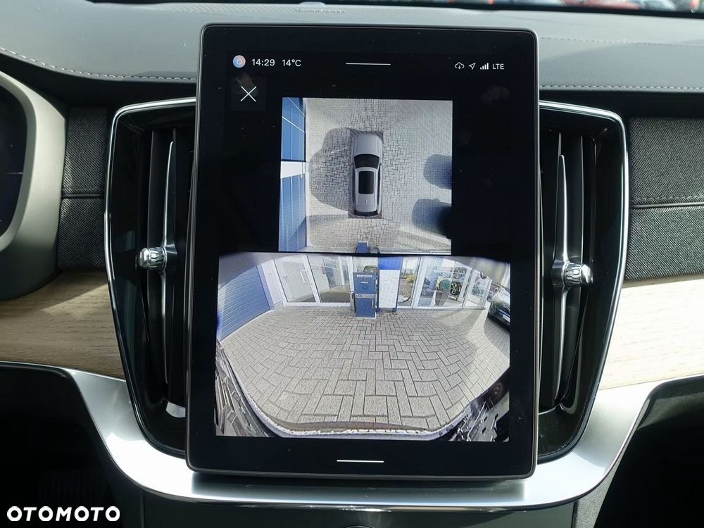 Volvo XC 90 T8 AWD Plus Dark - 19