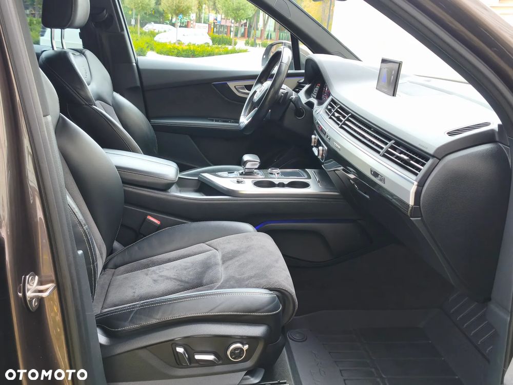 Audi Q7 3.0 TDI Quattro Tiptr - 32