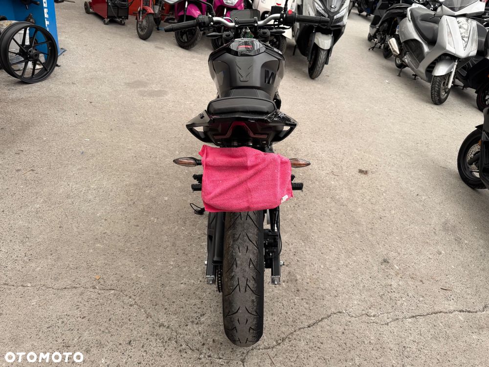 VOGE R125 - 6