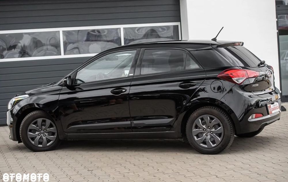 Hyundai i20 1.2 Select - 12