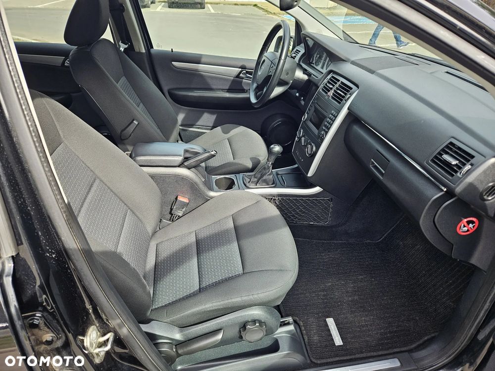 Mercedes-Benz Klasa B 170 Special Edition - 12