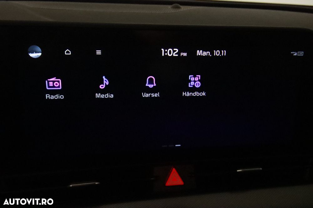 Kia Sportage 1.6 T-GDI PHEV 6AT 4x4 Business Line - 11