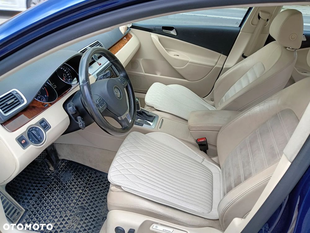 Volkswagen Passat 2.0 TDI DPF DSG 4Motion Comfortline - 14