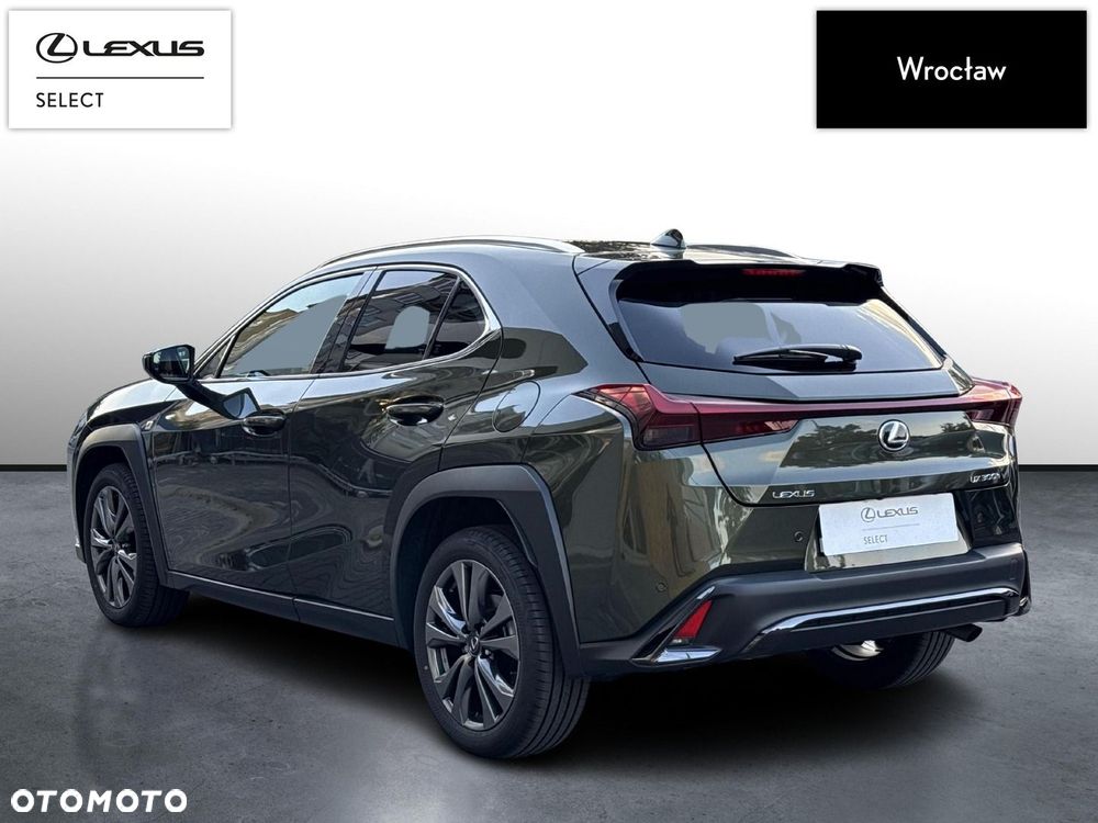 Lexus UX 300h F Sport Design - 3