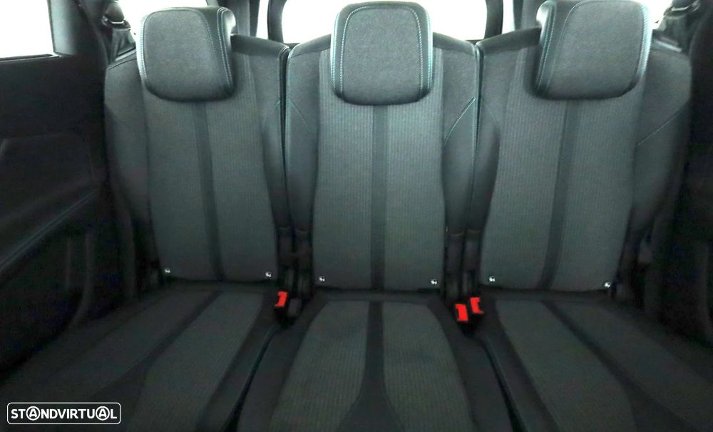 Peugeot 5008 - 9