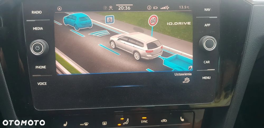 Volkswagen Passat - 17