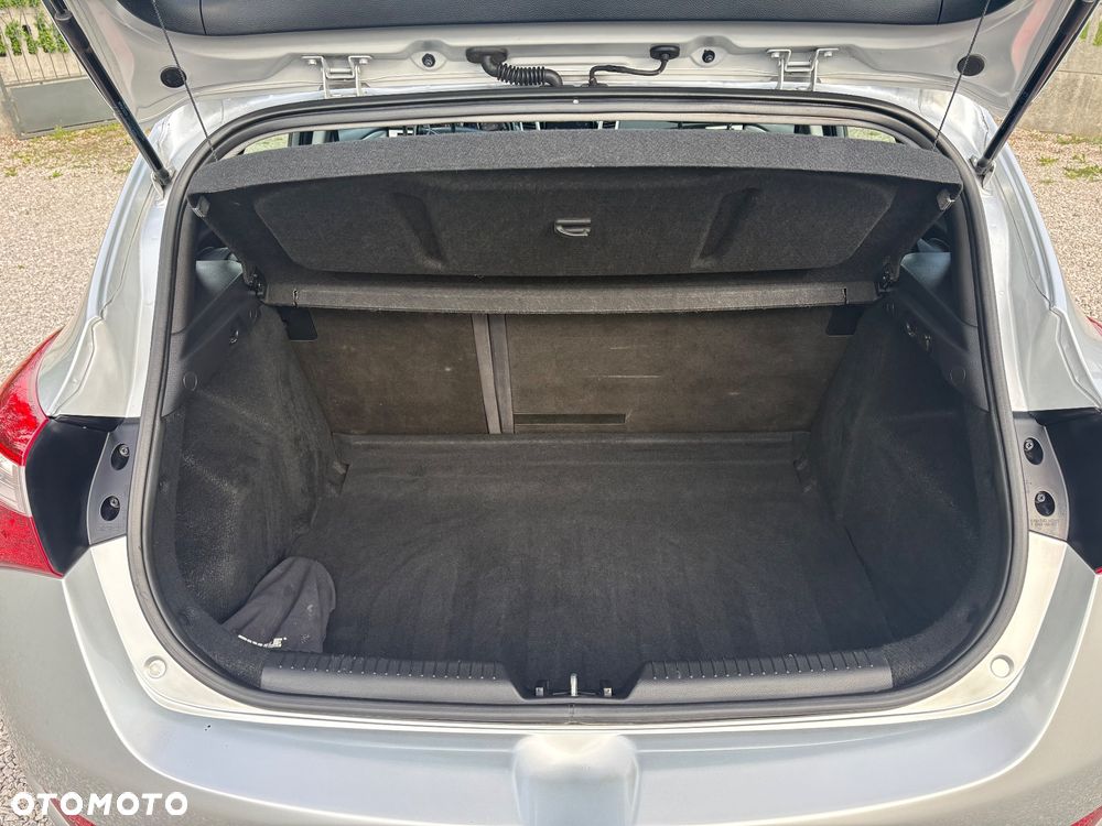 Hyundai i30 1.4 CRDi Intro Edition - 24