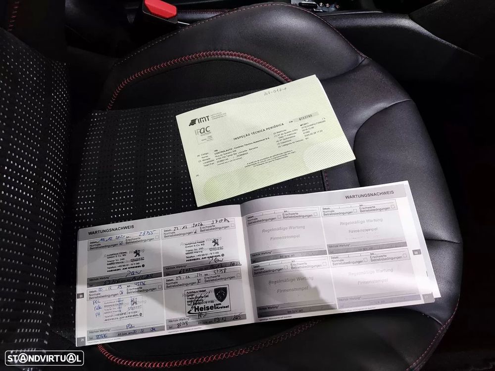 Peugeot 208 1.2 PureTech GT Line EAT6 - 26