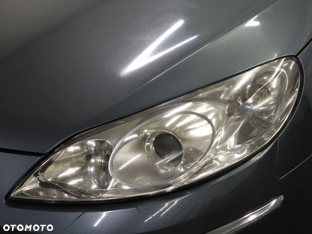 Peugeot 407 - 13