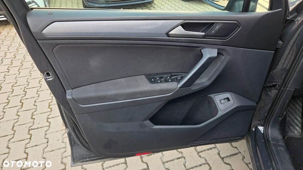 Volkswagen Tiguan 1.5 TSI EVO Life DSG - 28