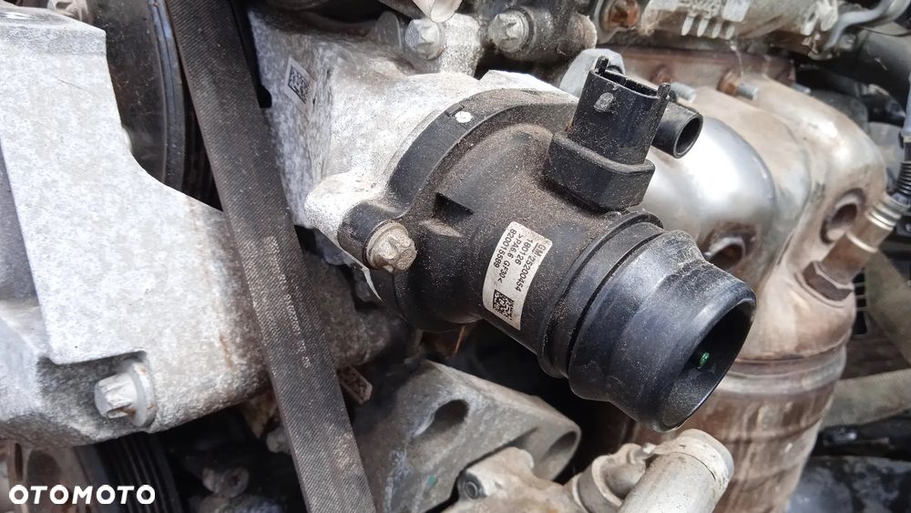 Obudowa termostatu Opel Adam Corsa E 25200454 820015589 - 2