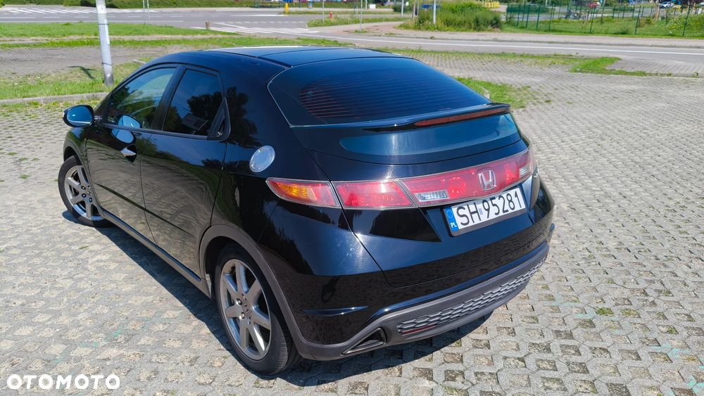 Honda Civic 1.8 Executive - 4