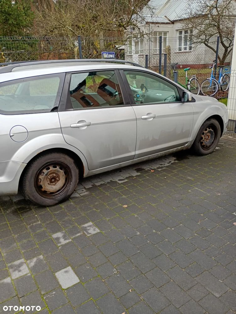 Ford Focus SW - 6