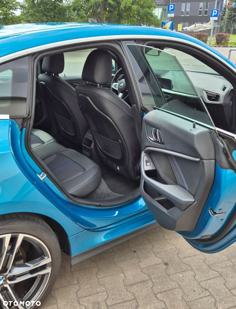 BMW Seria 2 218i M Sport - 11