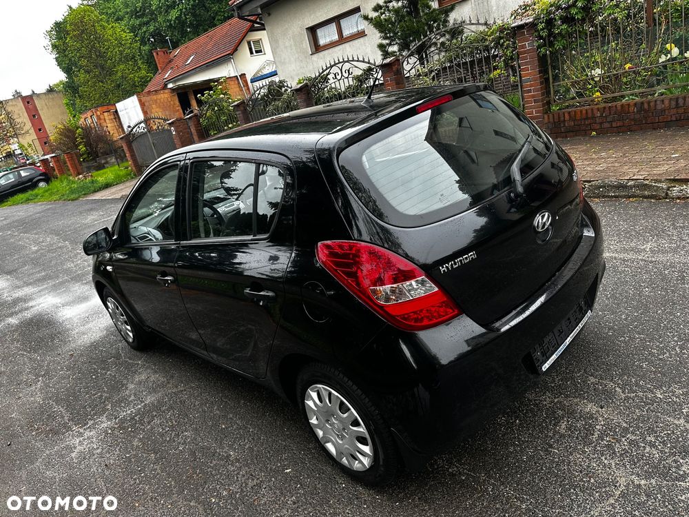 Hyundai i20 1.4 Comfort - 10