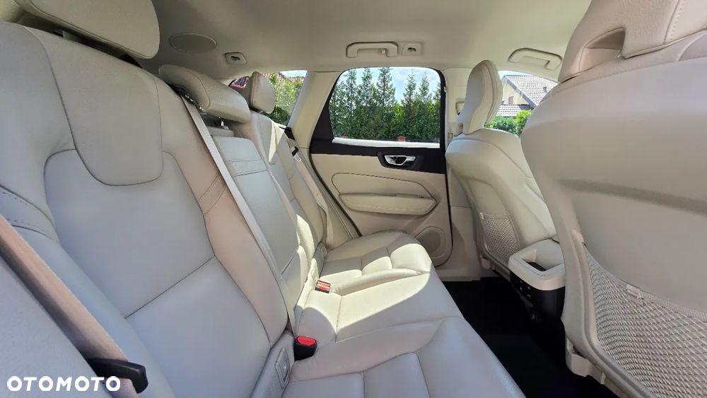 Volvo XC 60 - 12