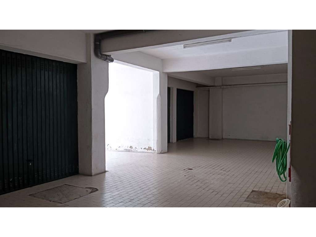 Garagem Fechada em Alverca do Ribatejo - Grande imagem: 3/8