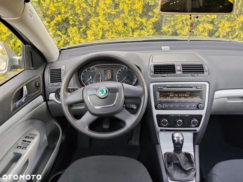Skoda Octavia 1.4 TSI Ambiente - 8
