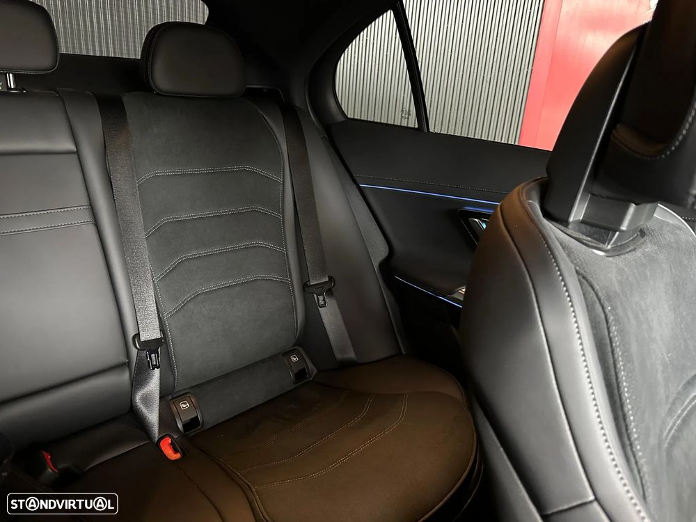 Mercedes-Benz E 300 - 16