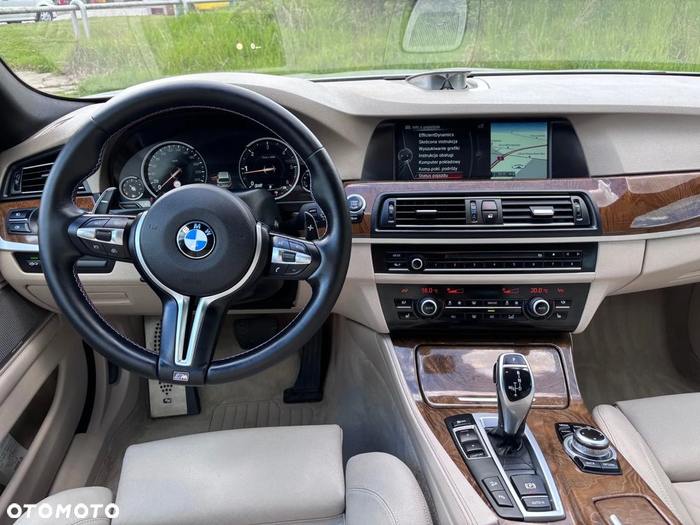 BMW Seria 5 525d xDrive Sport-Aut - 8