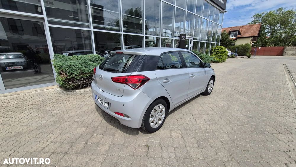 Hyundai i20 1.25 84CP M/T Comfort - 4