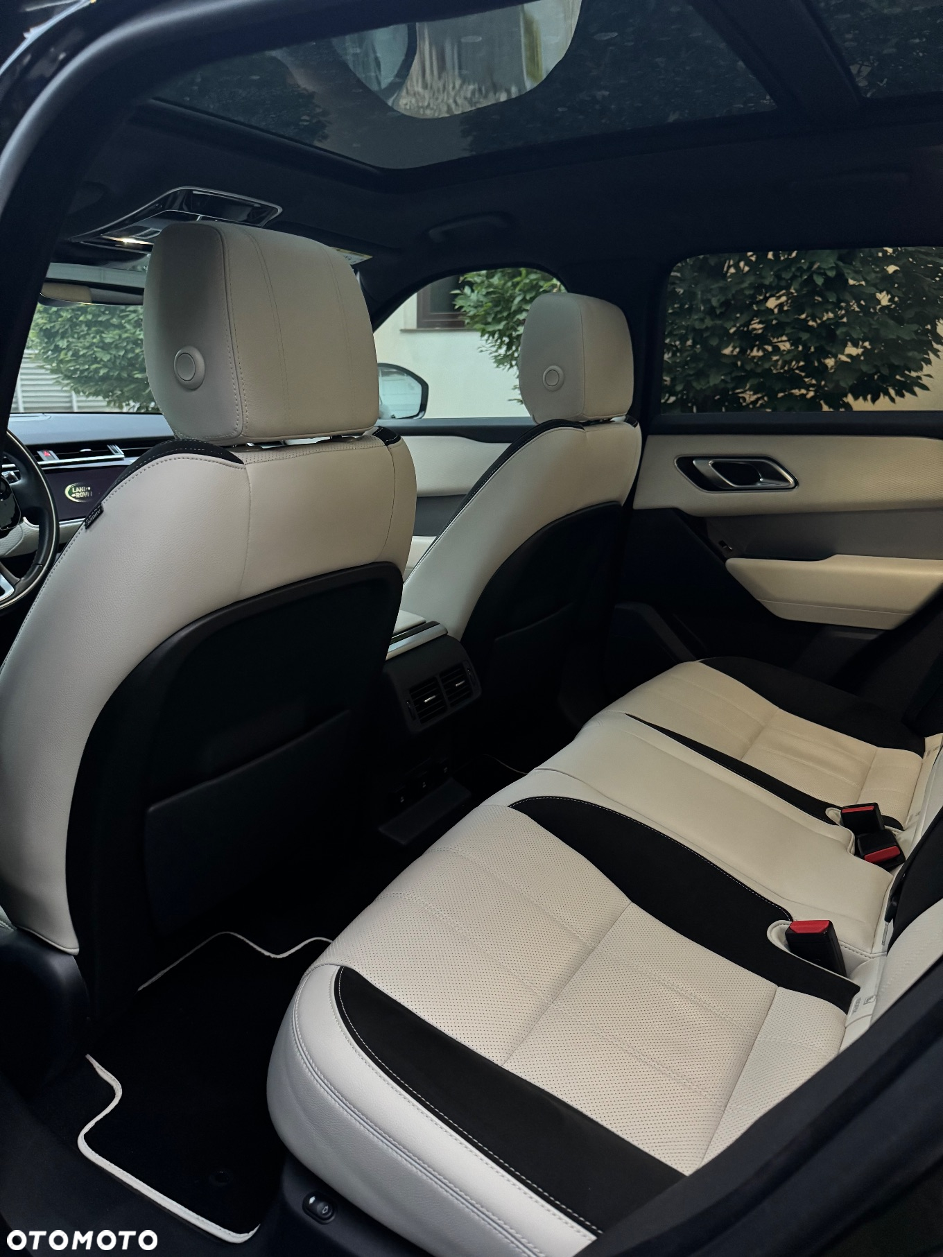 Land Rover Range Rover Velar 2.0 Si4 GPF R-Dynamic - 22