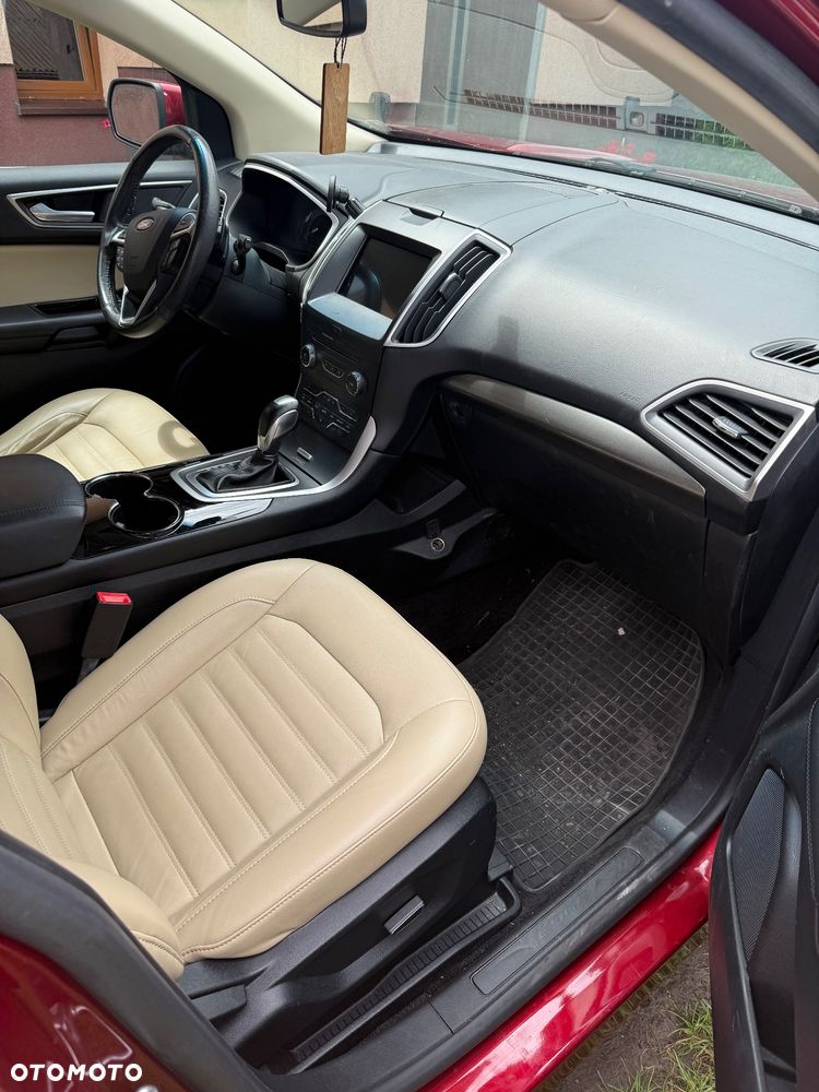 Ford Edge - 18