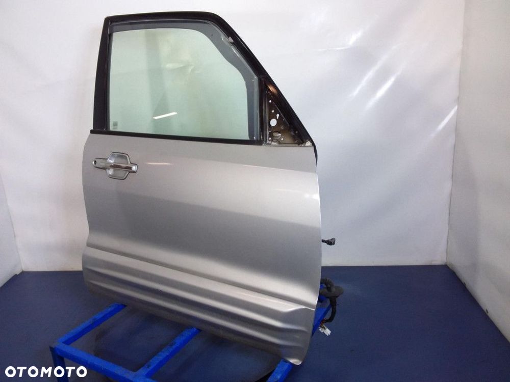 MITSUBISHI PAJERO III DRZWI PRZÓD PRAWE A69C - 3