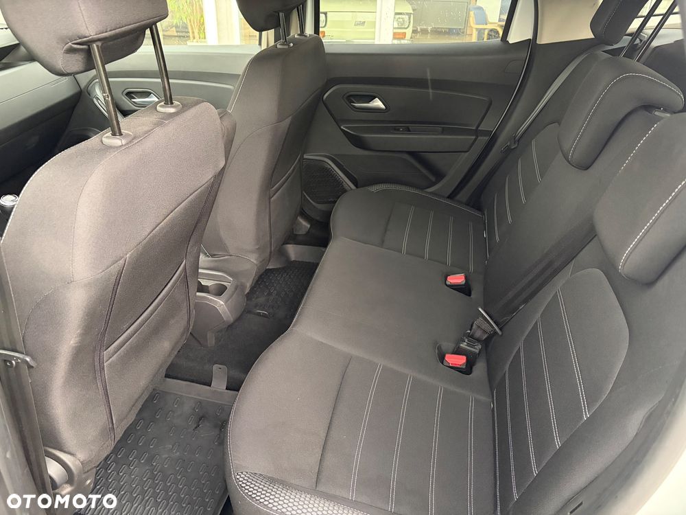 Dacia Duster 1.3 TCe Journey 4WD - 26