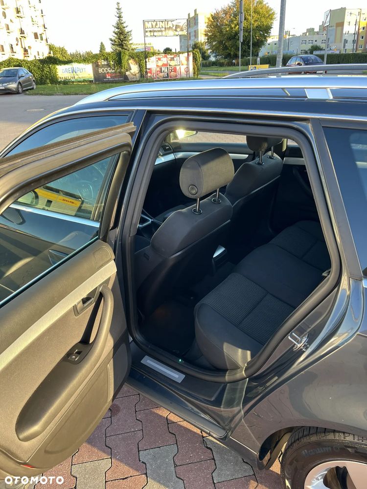 Audi A4 Avant 2.0 TDI - 8