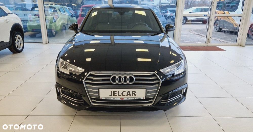 Audi A4 Limousine 2.0 TFSI Quattro Design S tronic - 4