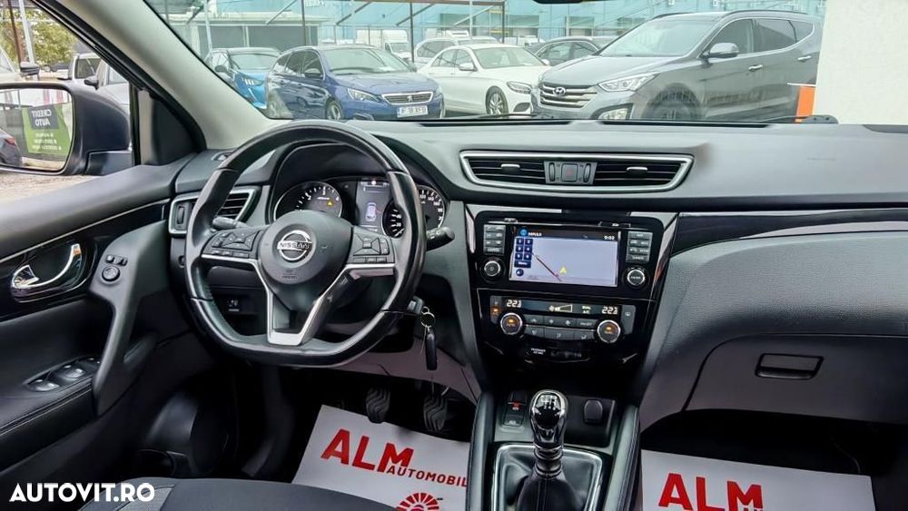 Nissan Qashqai - 11
