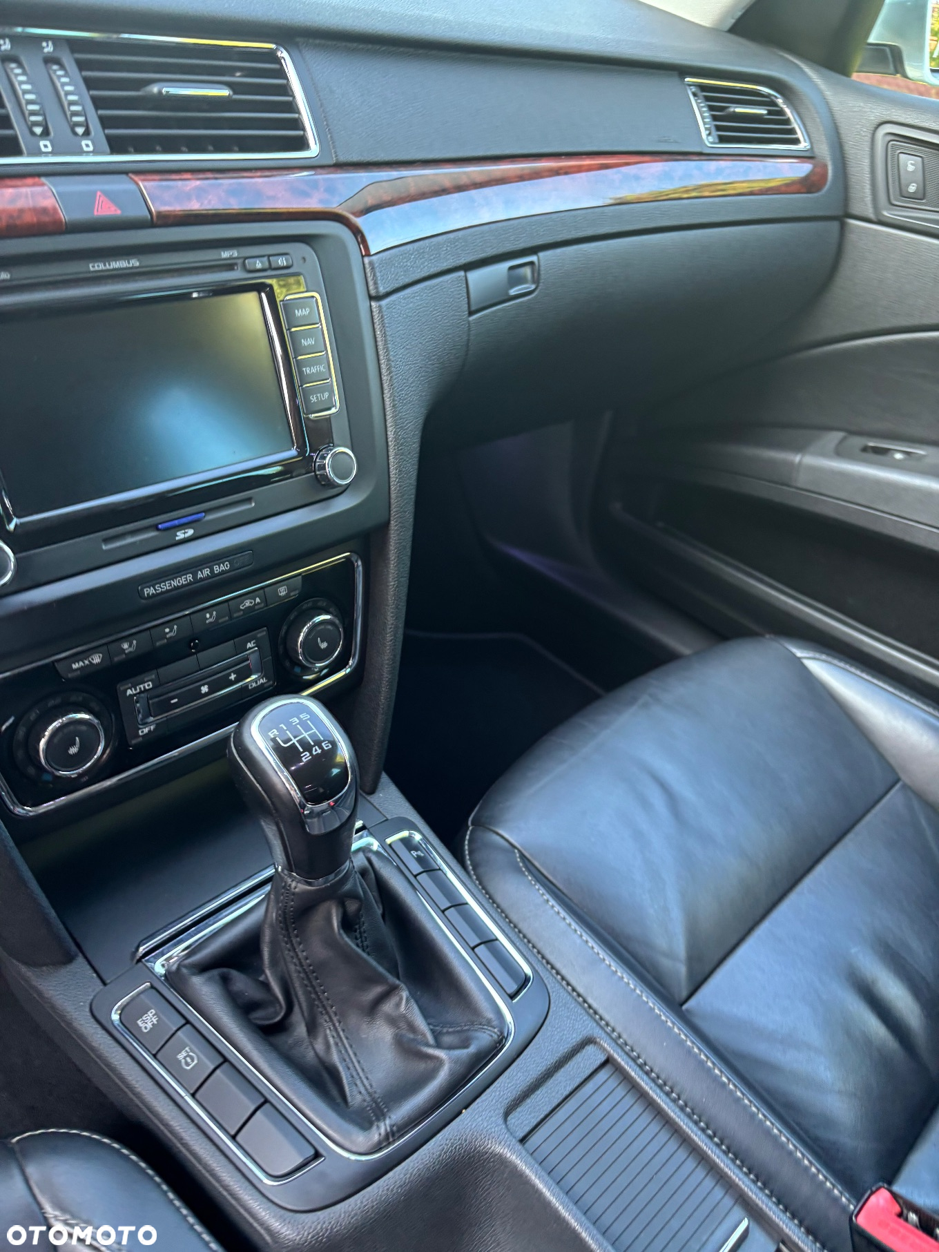 Skoda Superb 2.0 TDI DPF Elegance - 13
