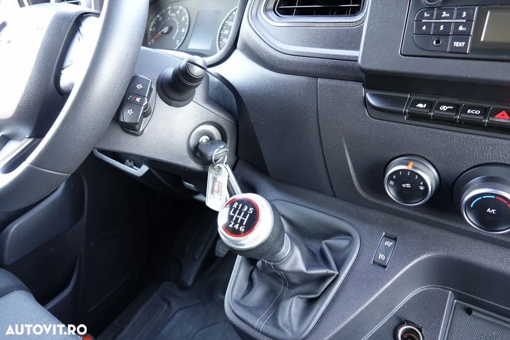 Renault MASTER / CONTAINER / LIFT / GVWR: 3500 KG / 2022 / IMPORTAT - 33